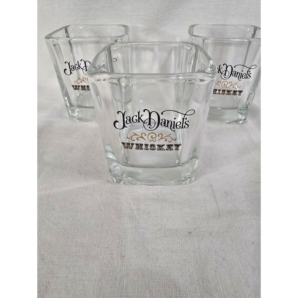 Jack Daniels Whiskey Square Shot‎ Glasses Set of 3 Clear Heavy Base Barware
